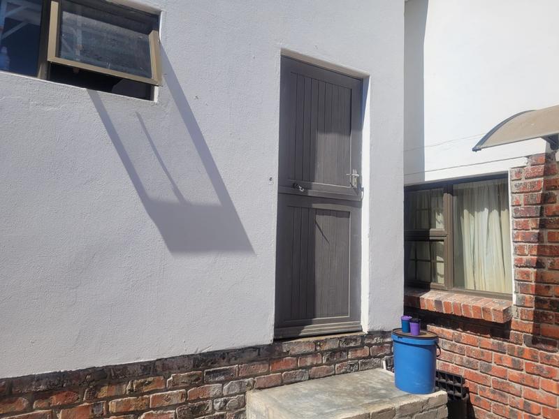 4 Bedroom Property for Sale in Kleinbaai Western Cape